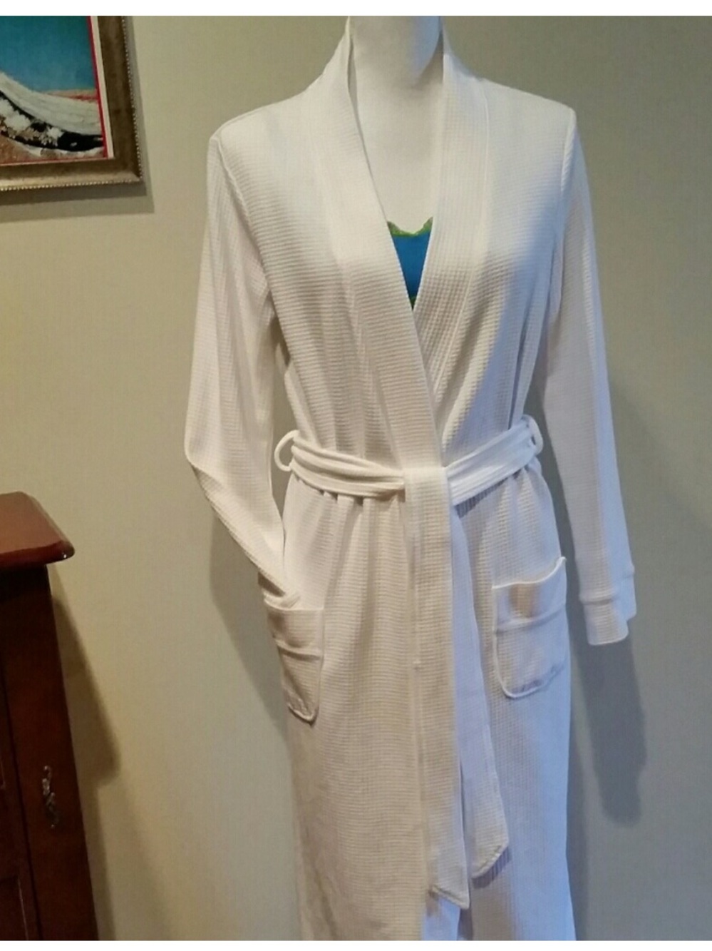 Gilligan & O’Malley white cotton spa robe